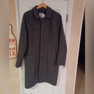 Brand New GAP Men’s Charcoal Checkered Wool Coat